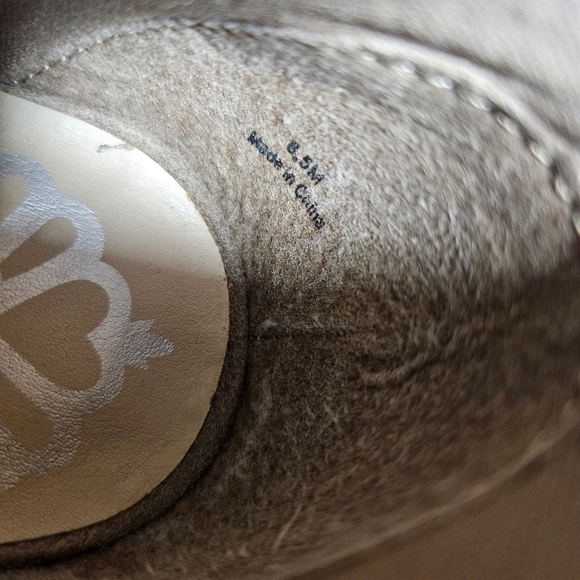 Fergalicious By Fergie Harvey Ankle Bootie Suede Leather Taupe Womens Size 8.5 - Picture 6 of 8